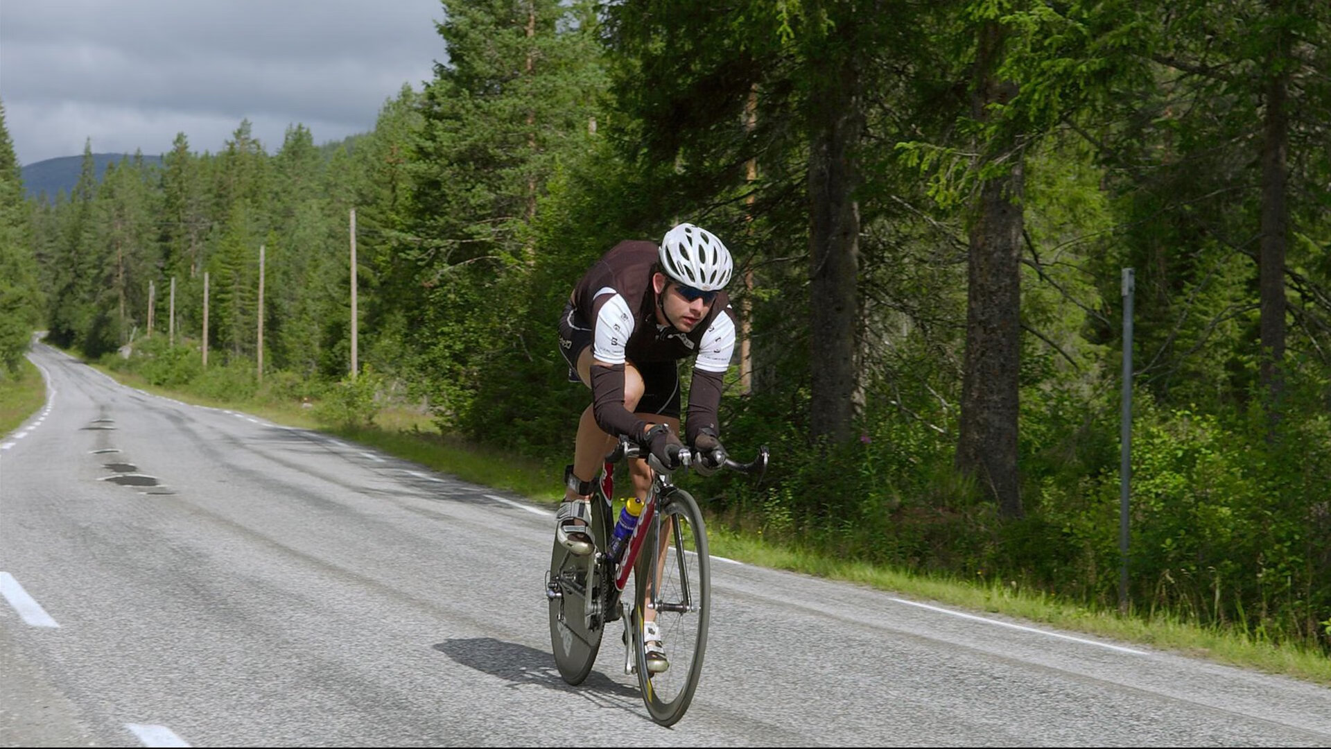 孤胆英雄的史诗之夜!托尼炸裂表演摧毁郁金香,苏格兰逆袭启示录