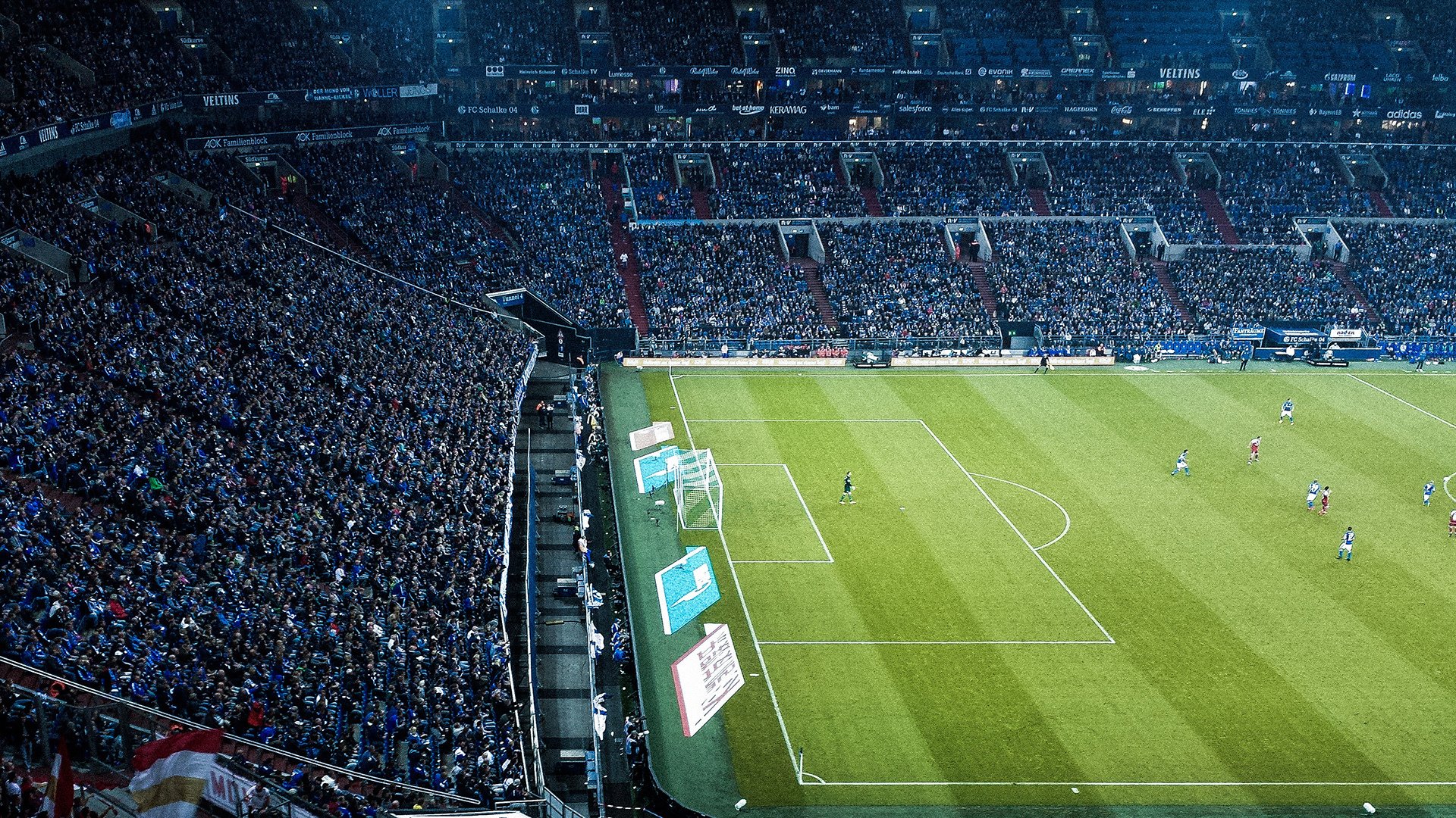 谁是真硬汉？团队胜利与大场面先生背后的不同答案